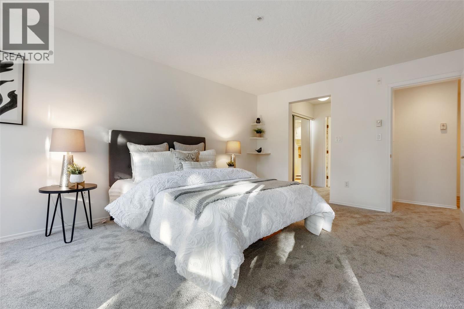 305 1100 Union Road, Saanich