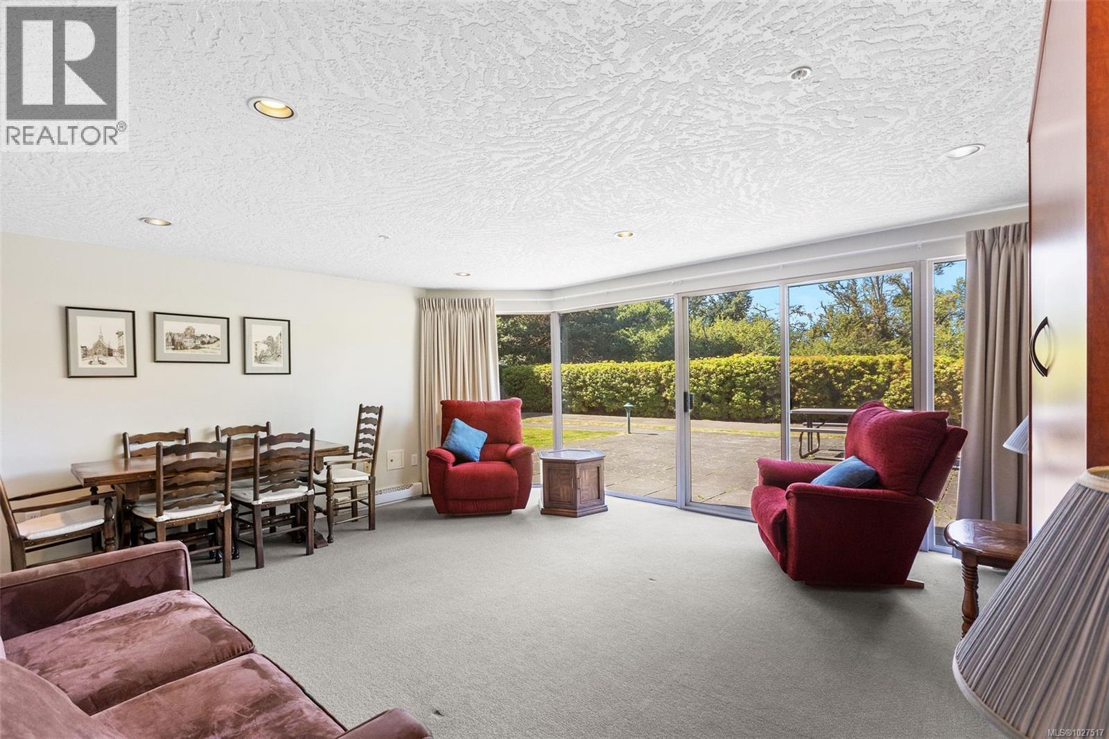 305 1100 Union Road, Saanich