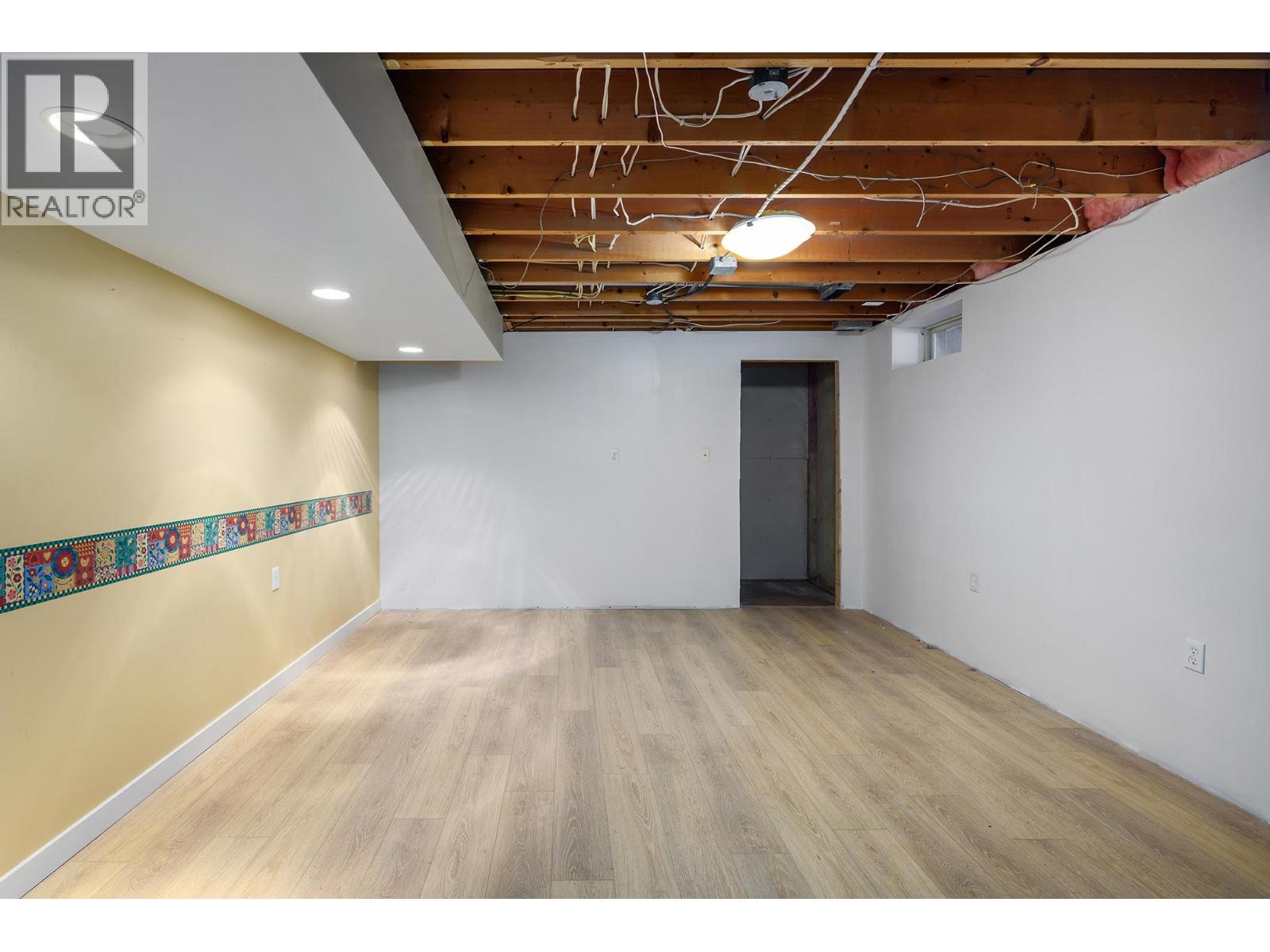  975 Neptune Road, Kelowna