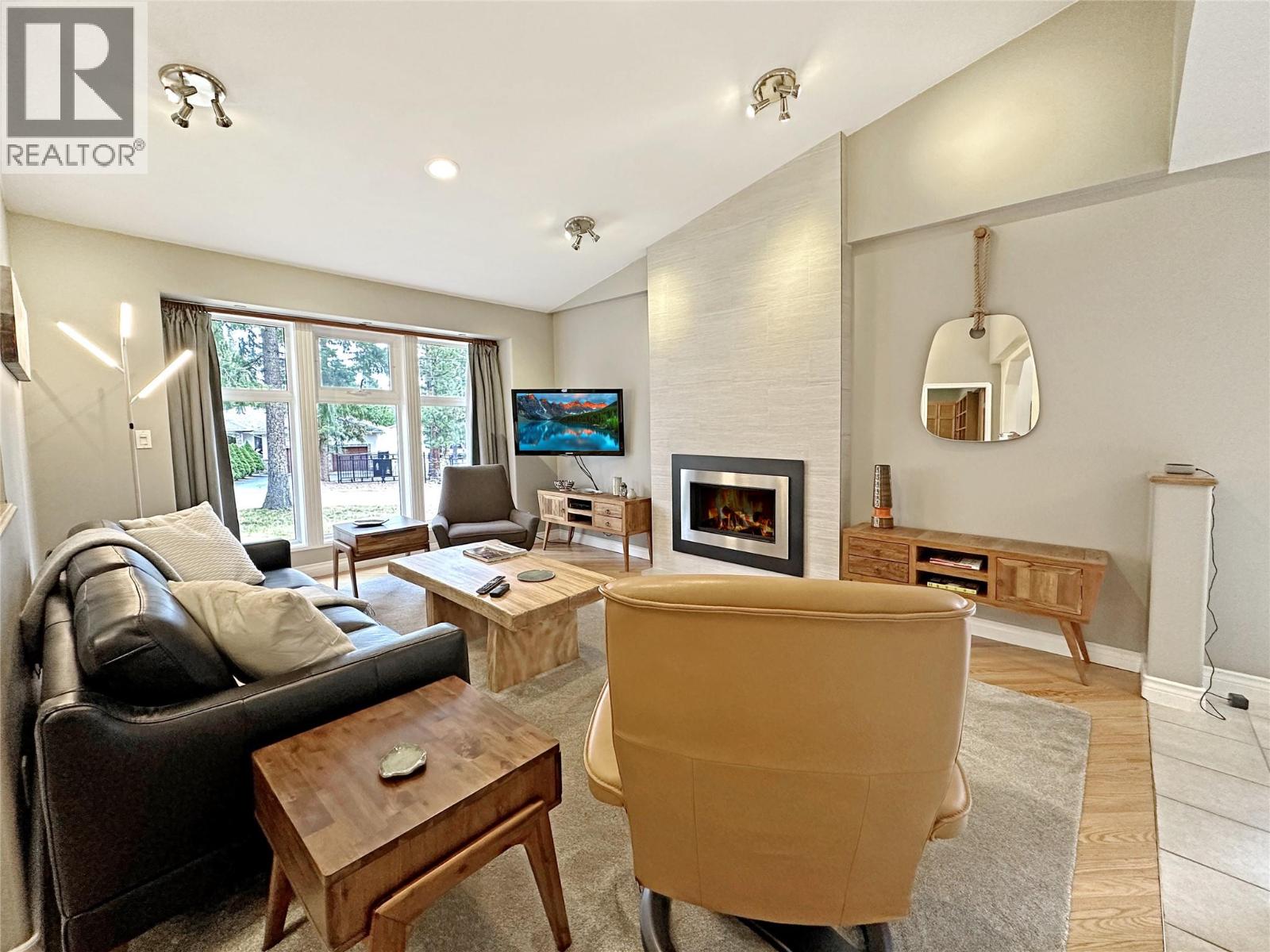 117 DEERVIEW Crescent, Princeton