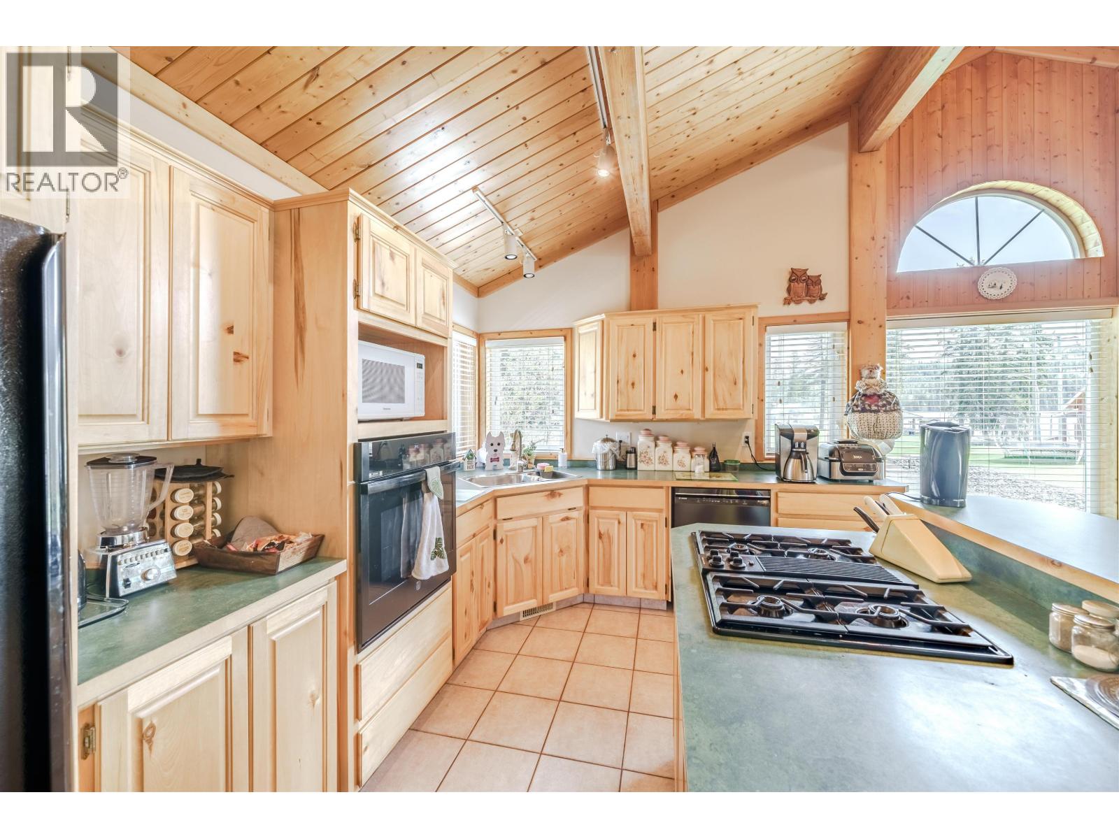 3544 CABIN ROAD, Lac La Hache