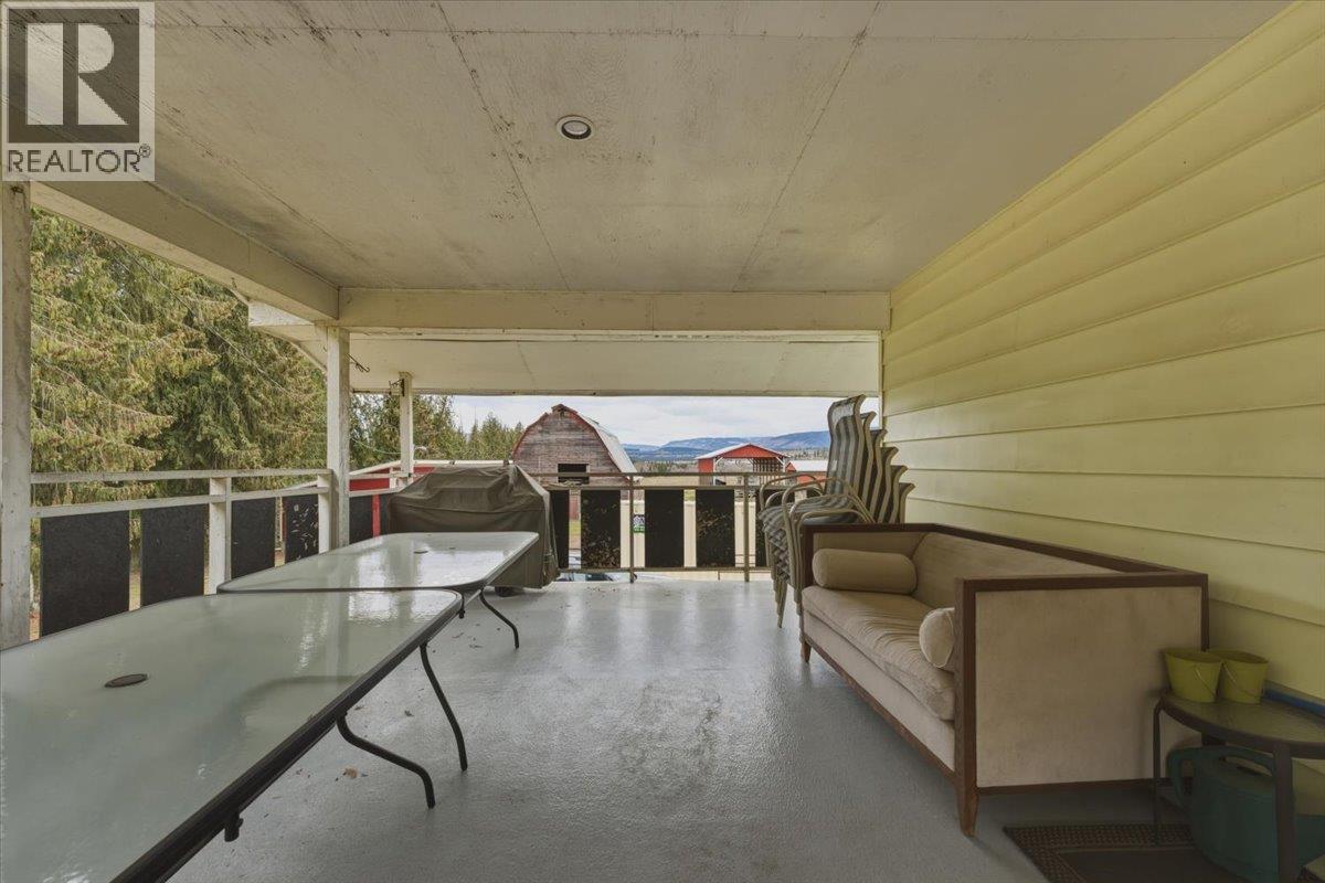 1121 Mountain View Road, Armstrong