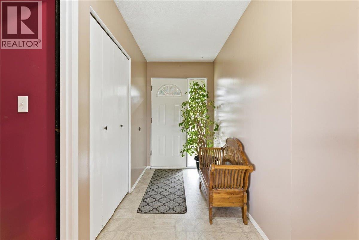 1121 Mountain View Road, Armstrong