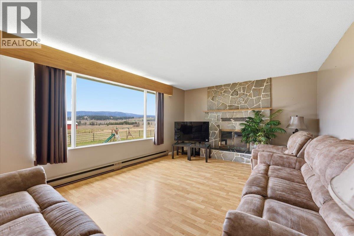 1121 Mountain View Road - 9