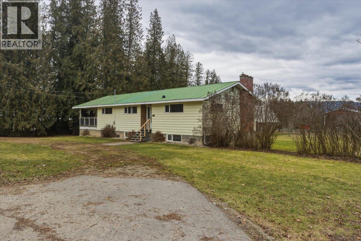 1121 Mountain View Road - 1