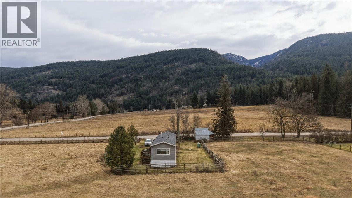 1121 Mountain View Road - 4