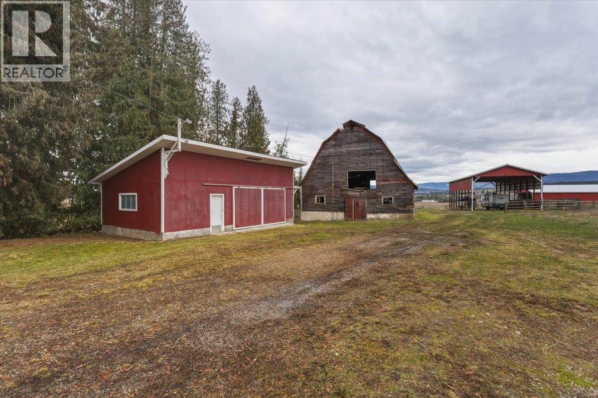 1121 Mountain View Road, Armstrong