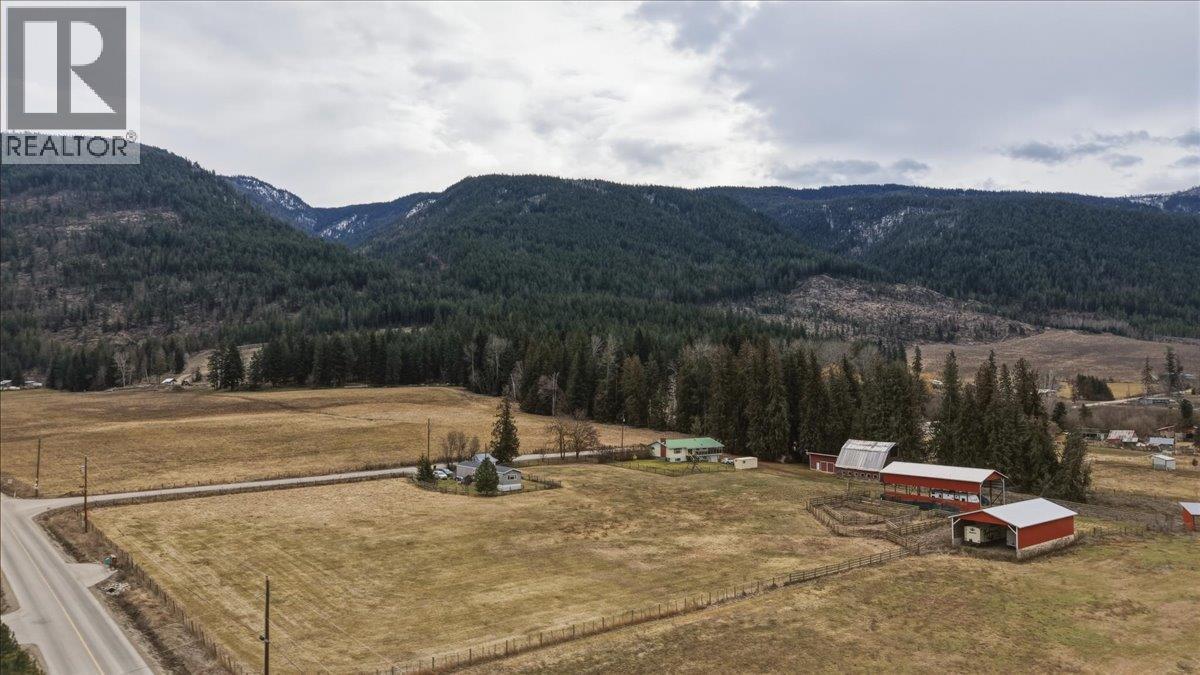 1121 Mountain View Road, Armstrong