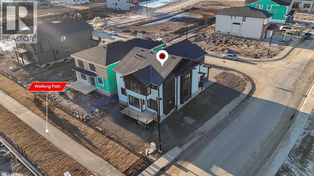 139 South Shore Road - Photo 4 of 50, Chestermere, Alberta