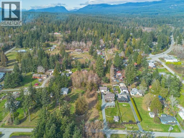 9868 VIEW ROAD, Powell River
