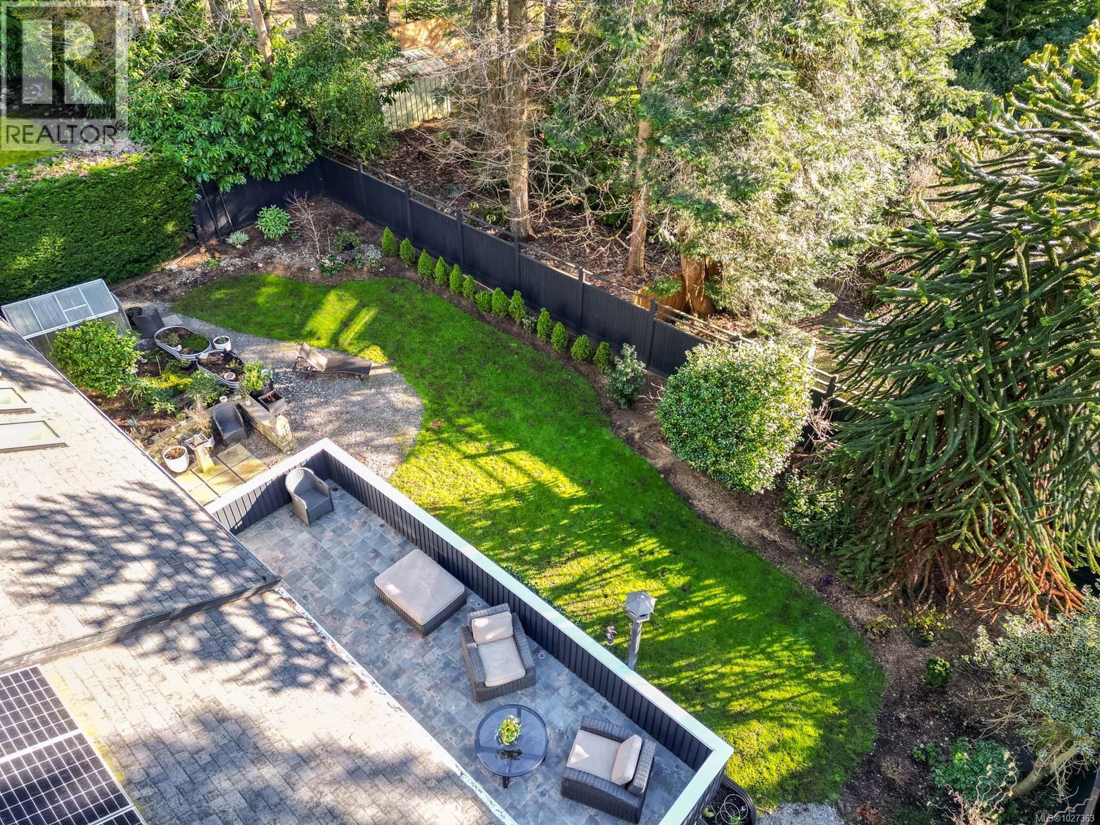  1941 Appleton Place, Saanich