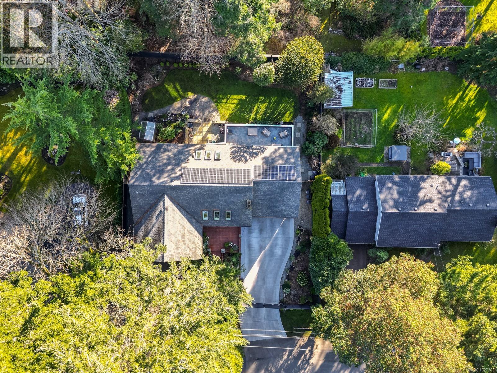  1941 Appleton Place, Saanich