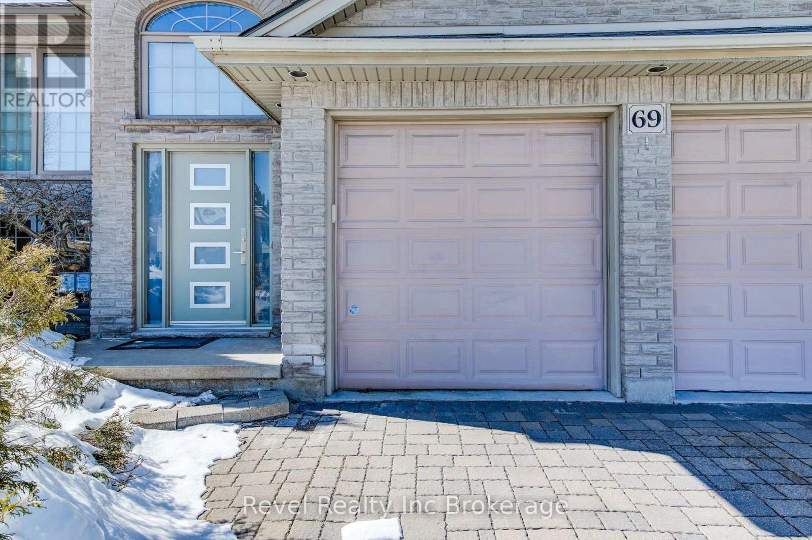 69 NEUTRAL AVENUE - Photo 5 of 50, Woodstock (Woodstock - North), Ontario