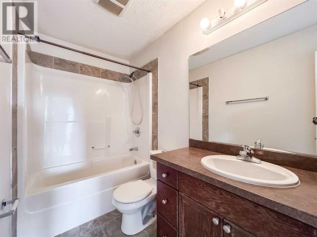 160 Hawthorn Way, Fort McMurray