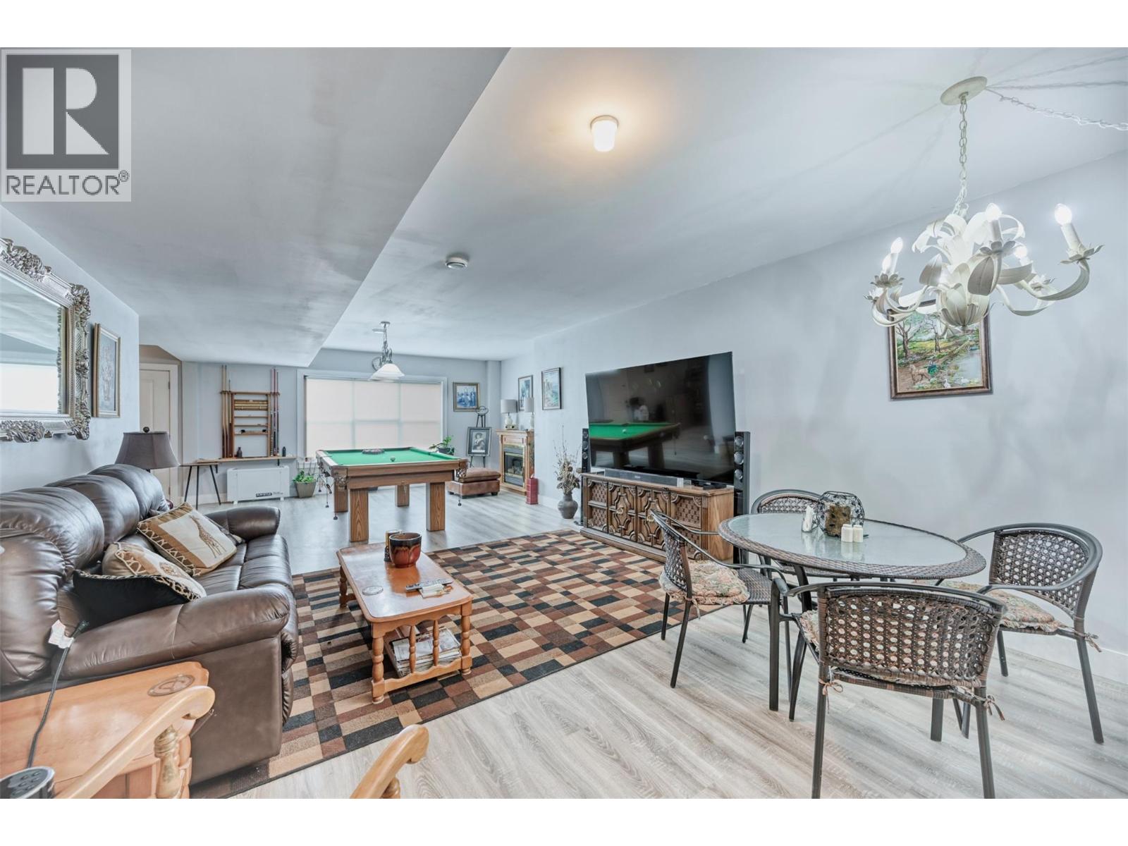 3807 FAIRWINDS Drive, Osoyoos