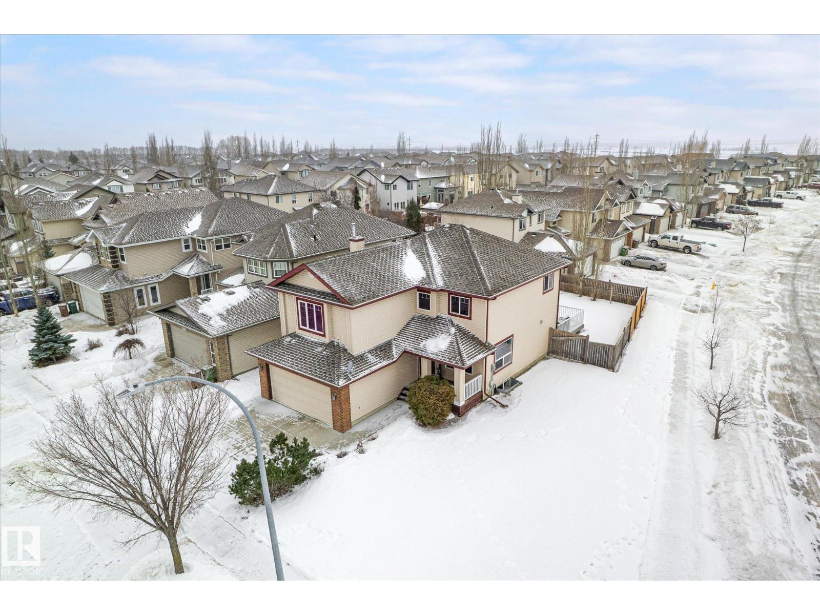 66 NADINE WY - Photo 3 of 60, St. Albert, Alberta