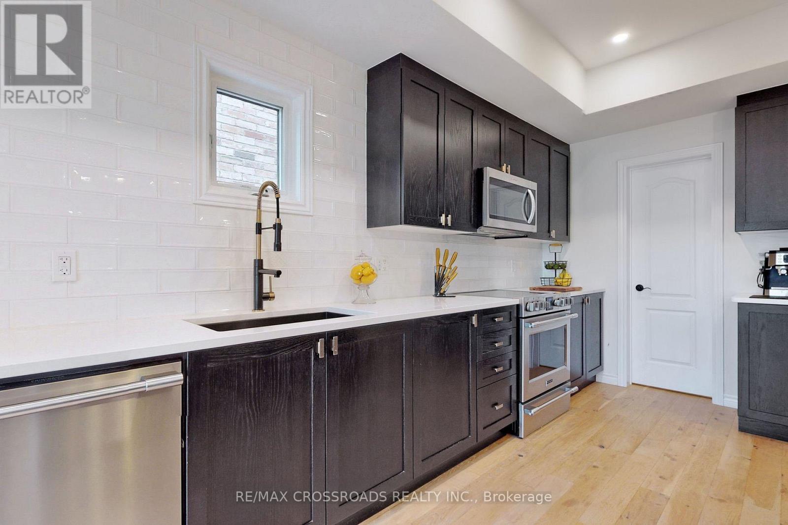 741 SAWMILL ROAD - 15