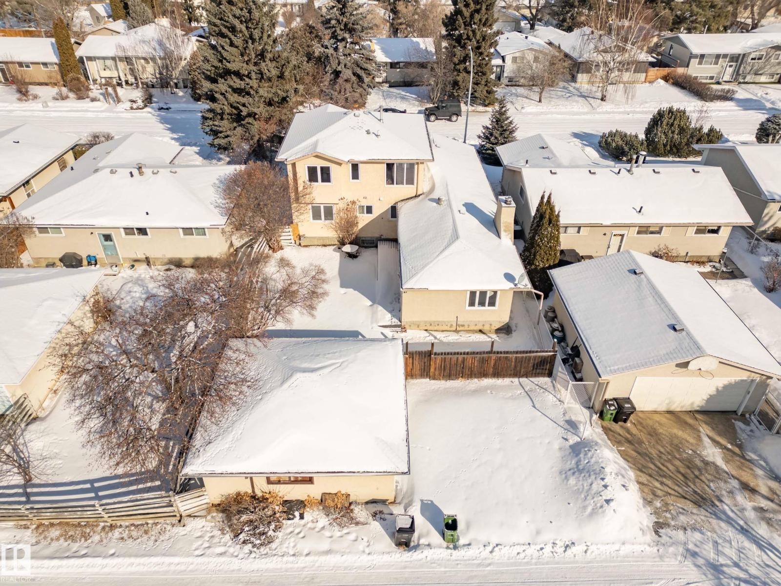 11435 37A AV NW - 49