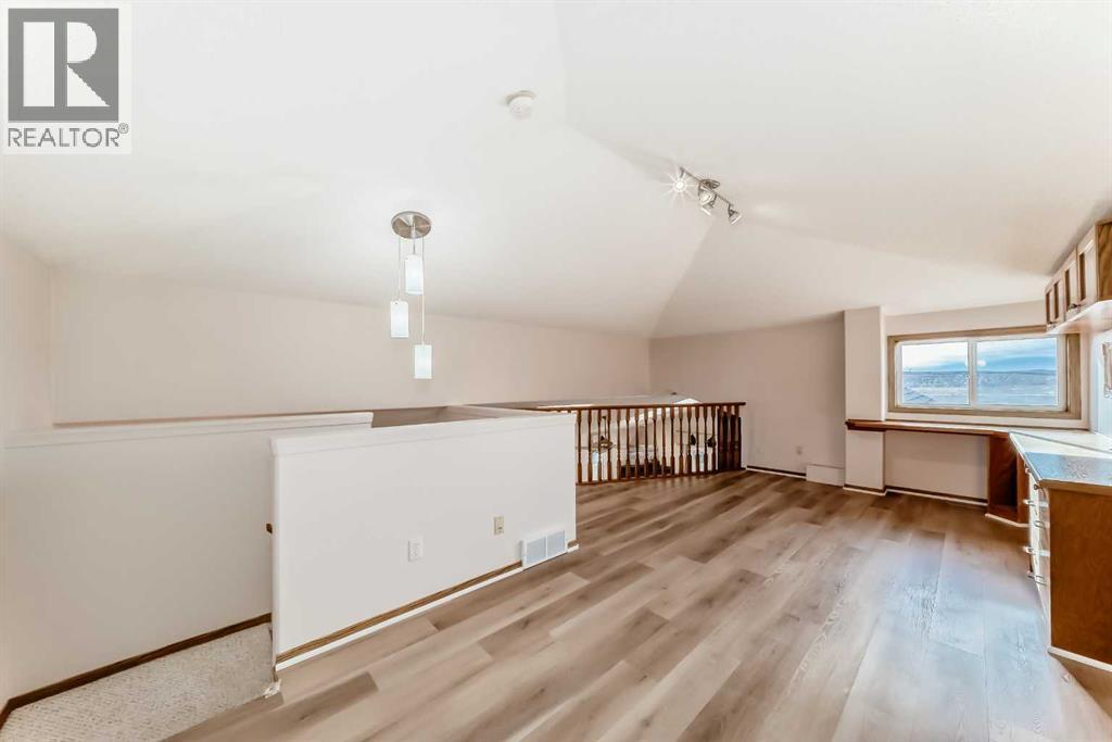 
          110 Somerglen Road Southwest
            <br/>
            <span>Calgary</span>
            , 
            <span>AB</span>
             <span>T2Y3S3</span>
         - Photo 25