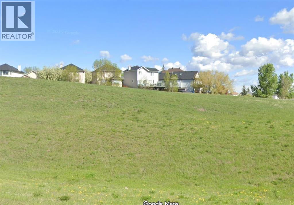 
          110 Somerglen Road Southwest
            <br/>
            <span>Calgary</span>
            , 
            <span>AB</span>
             <span>T2Y3S3</span>
         - Photo 41