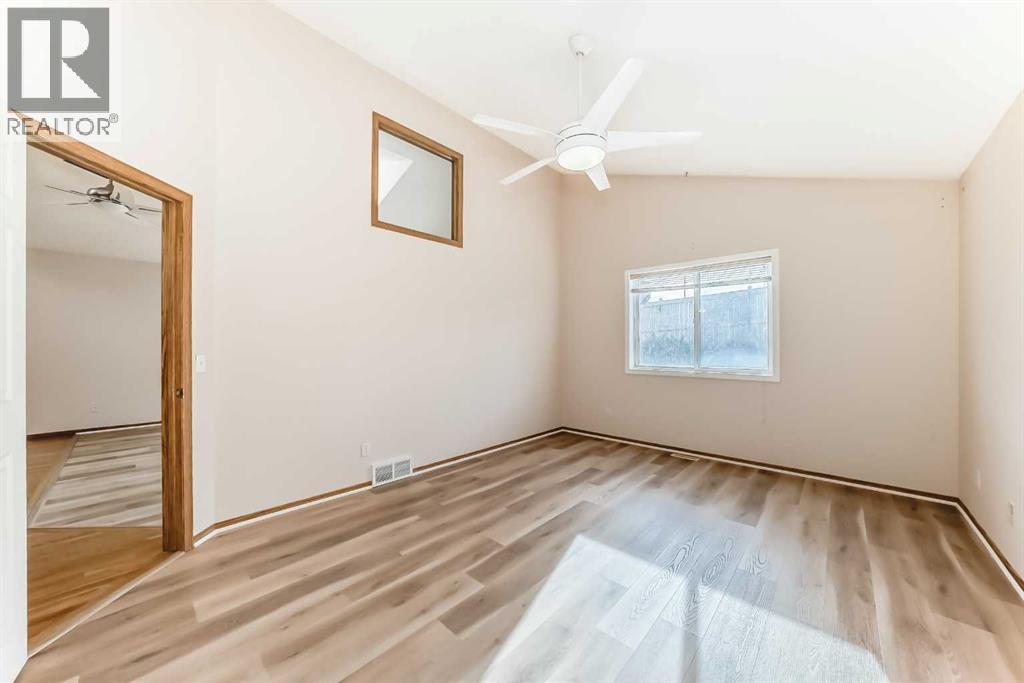 
          110 Somerglen Road Southwest
            <br/>
            <span>Calgary</span>
            , 
            <span>AB</span>
             <span>T2Y3S3</span>
         - Photo 15