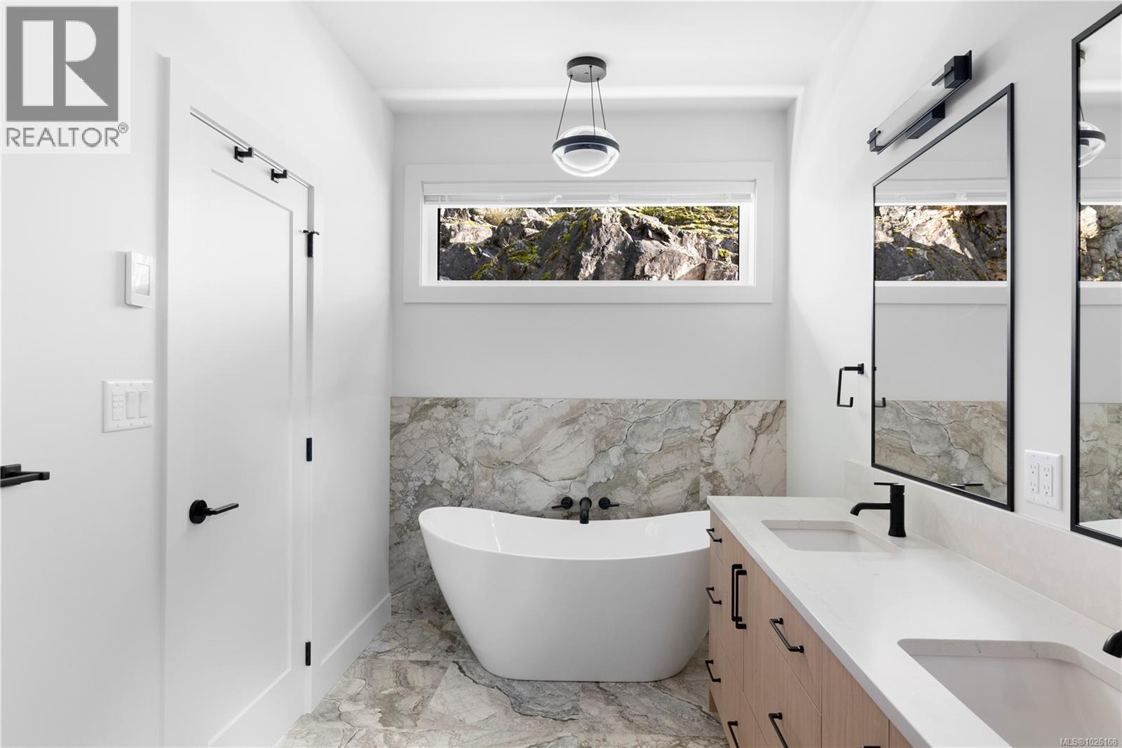  3425 Horizon Terrace, Langford