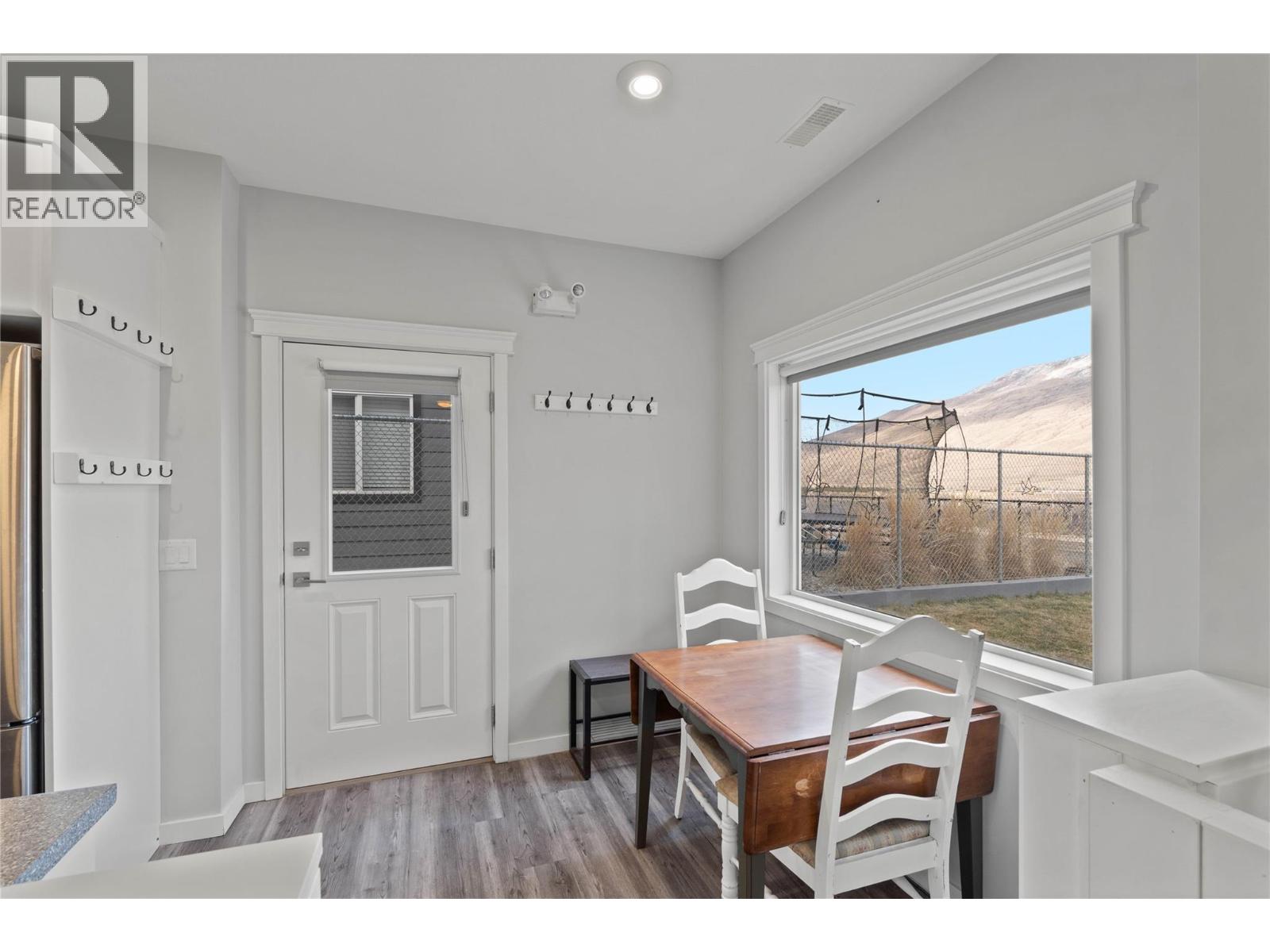 829 WOODRUSH DRIVE - 32