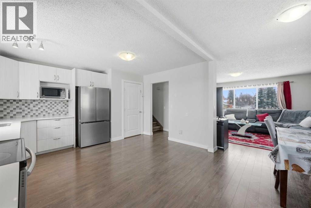 Single Family House 4 Level for Sale in  Temple Drive NE Temple Calgary 