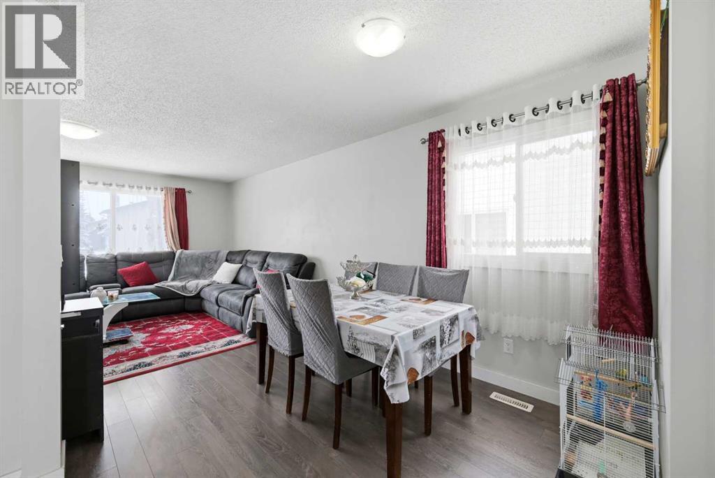 Single Family House 4 Level for Sale in  Temple Drive NE Temple Calgary 