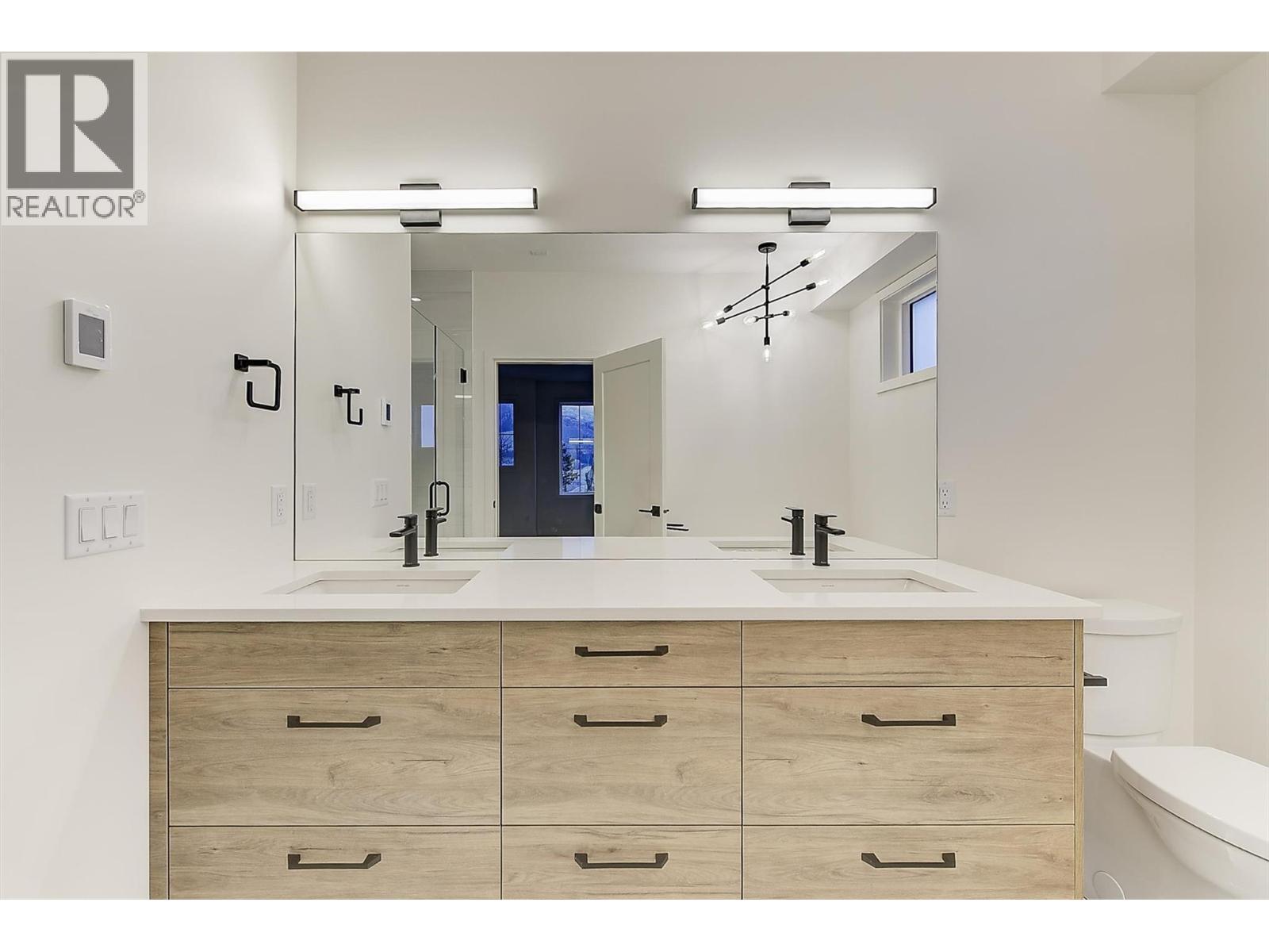  2115 Montenegro Drive, Kelowna