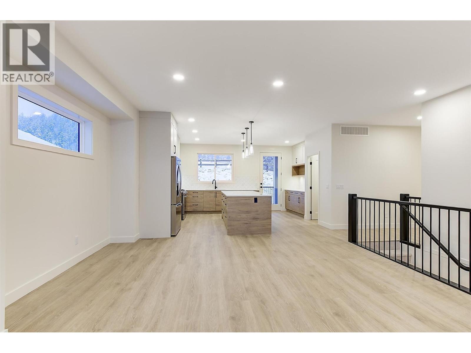  2115 Montenegro Drive, Kelowna