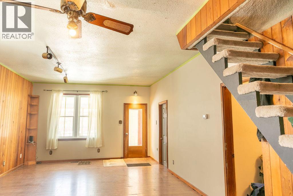 621 8TH AVENUE LOT# 2 - 9