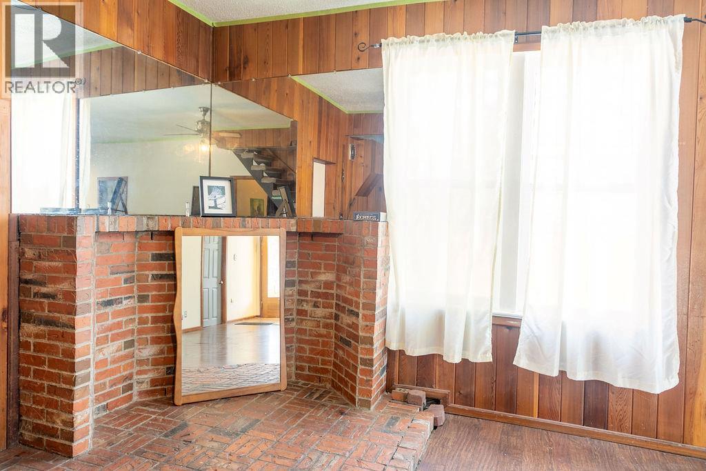 621 8TH AVENUE LOT# 2 - 15