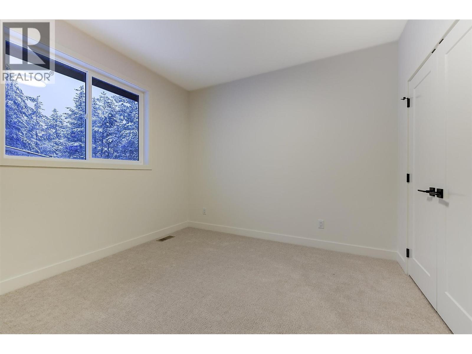  2115 Montenegro Drive, Kelowna