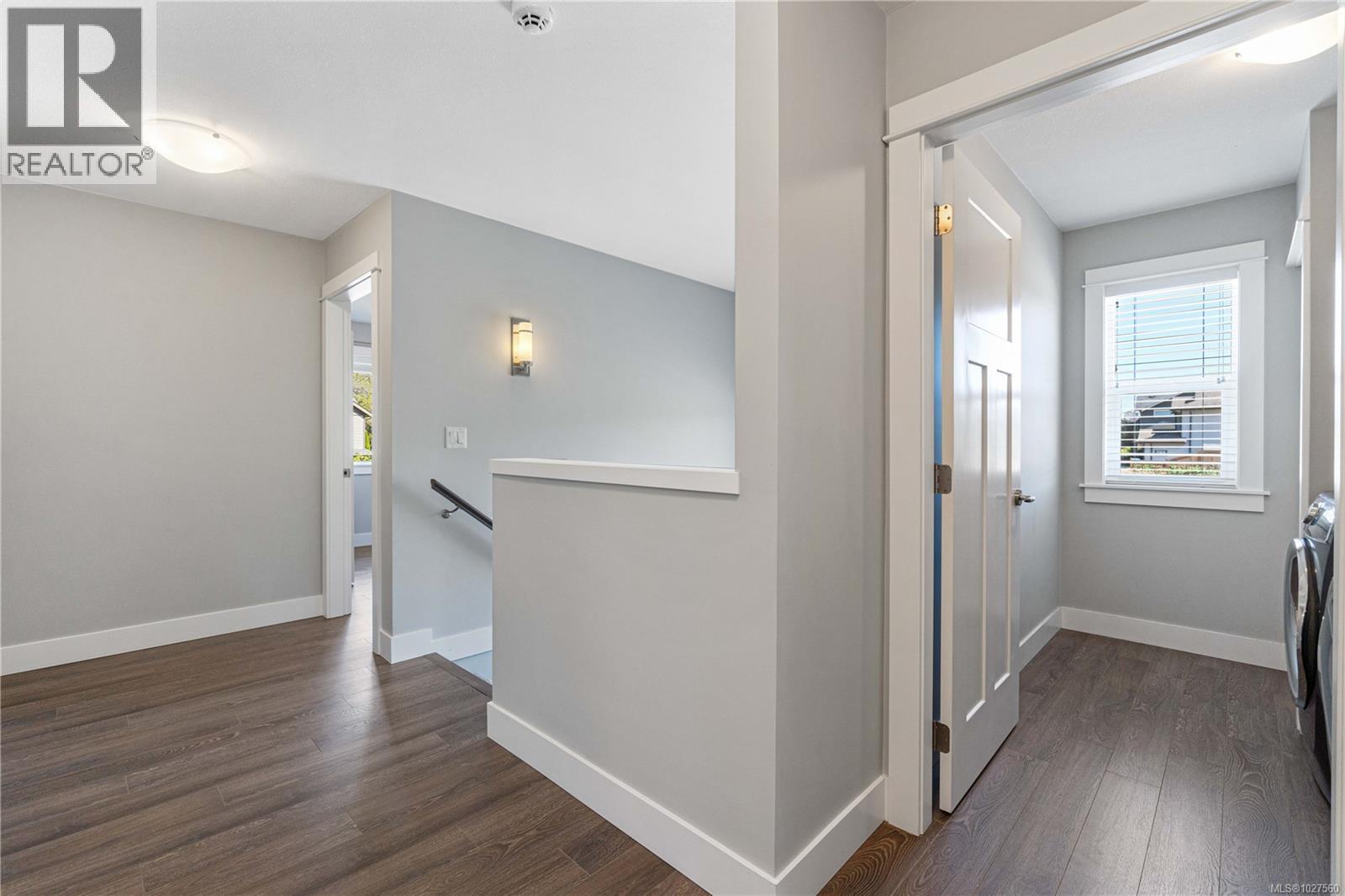 495 MENZIES RIDGE DR - 39