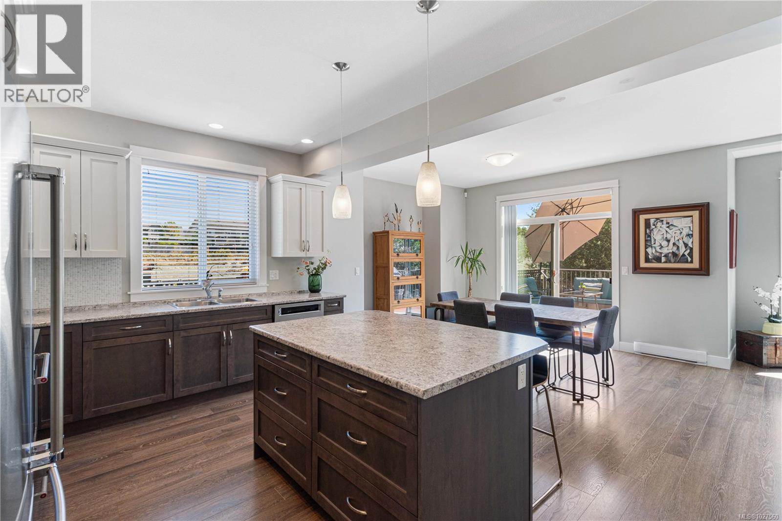 495 MENZIES RIDGE DR - 6