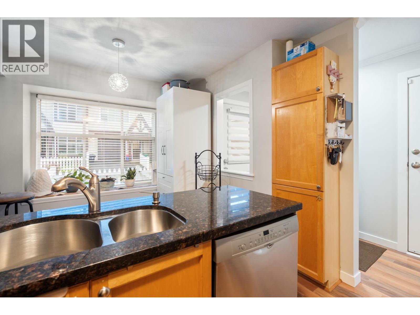 111 12099 237 STREET, Maple Ridge