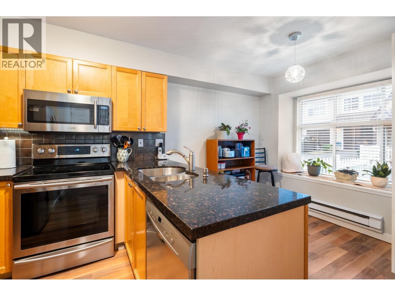 111 12099 237 STREET, Maple Ridge