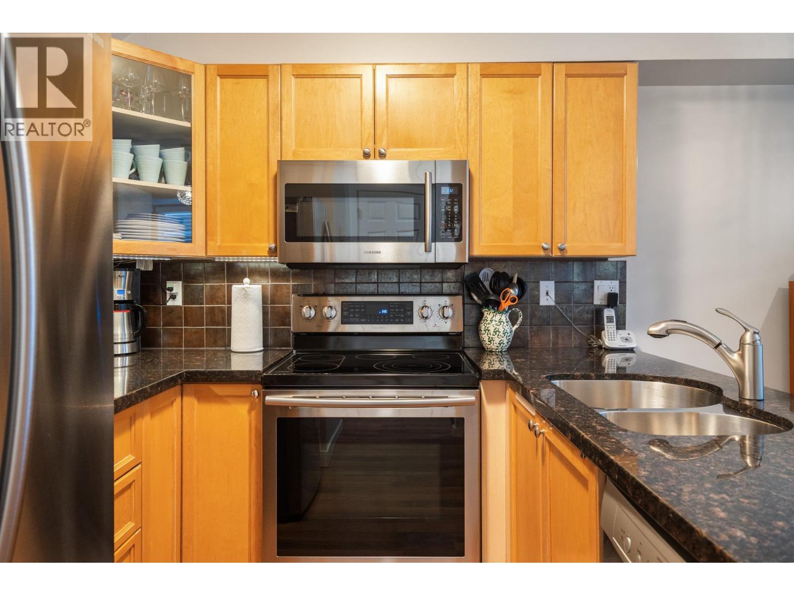 111 12099 237 STREET, Maple Ridge