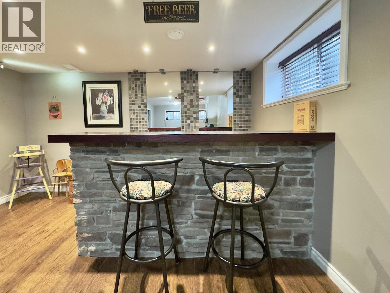 #114 340 Hastings Avenue - 47