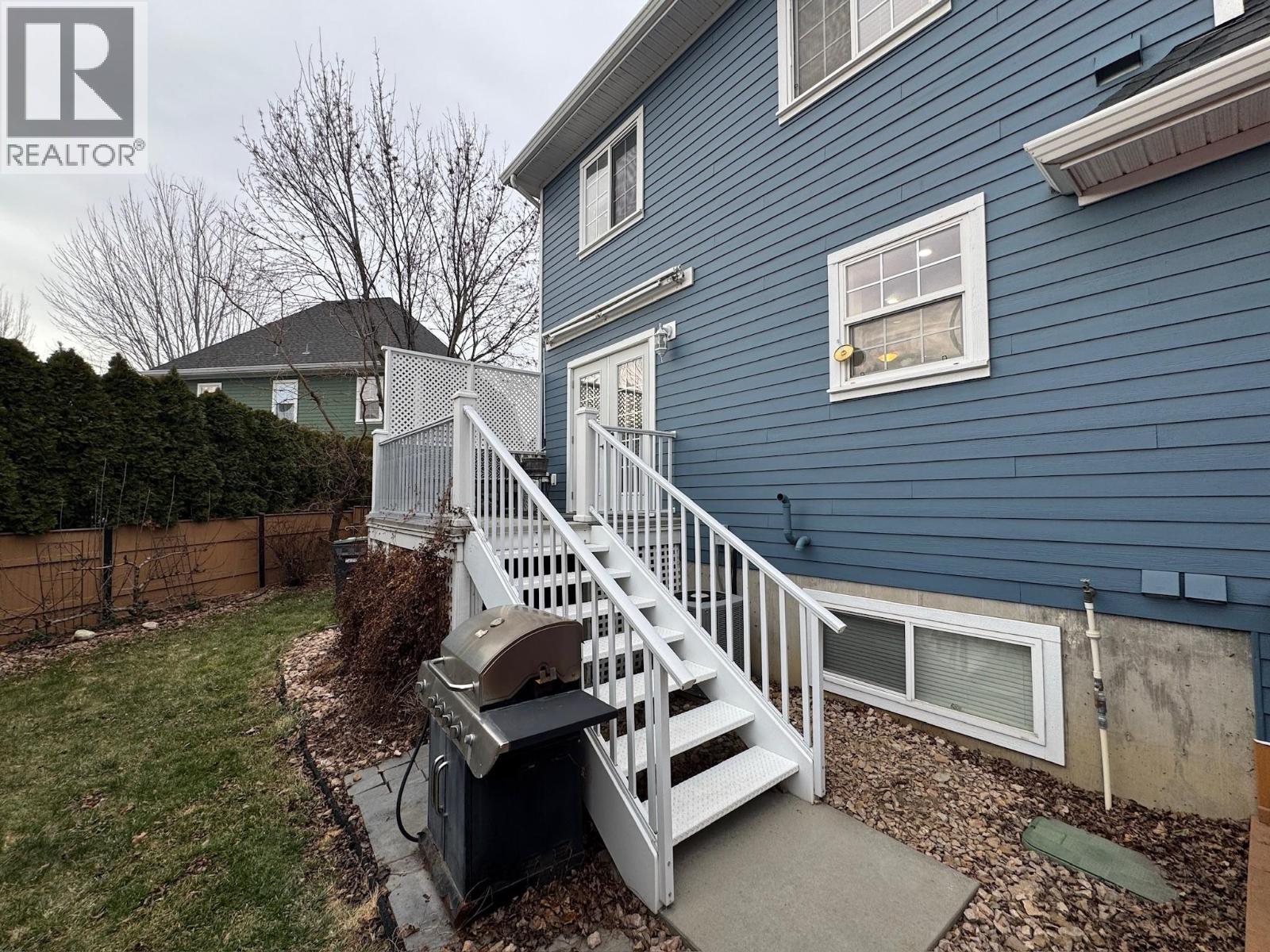 #114 340 Hastings Avenue - 61