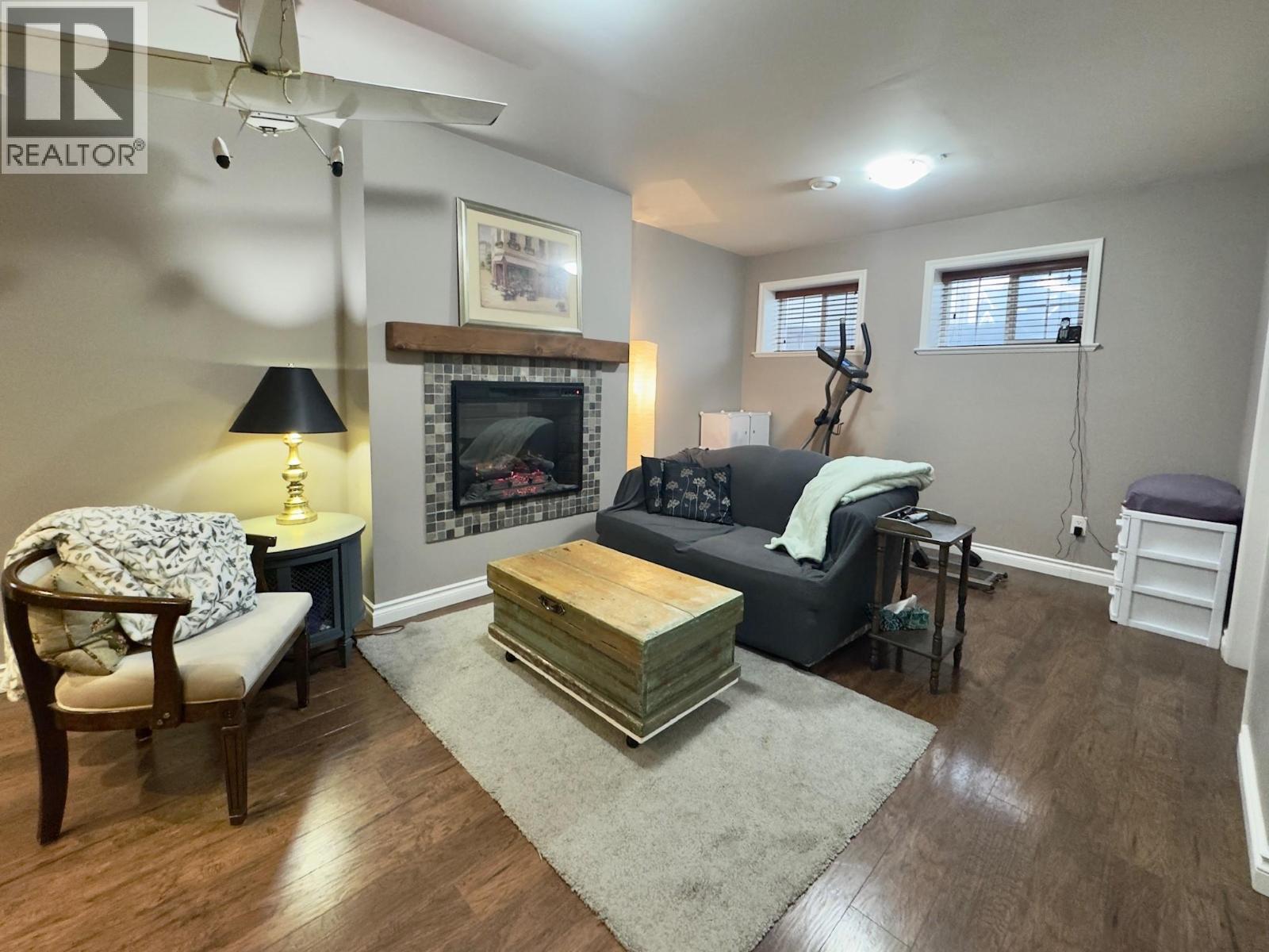 #114 340 Hastings Avenue - 41