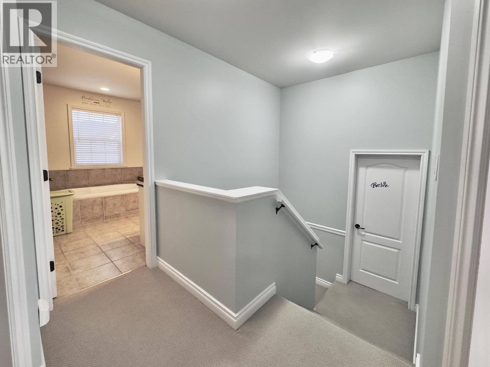 #114 340 Hastings Avenue - 30