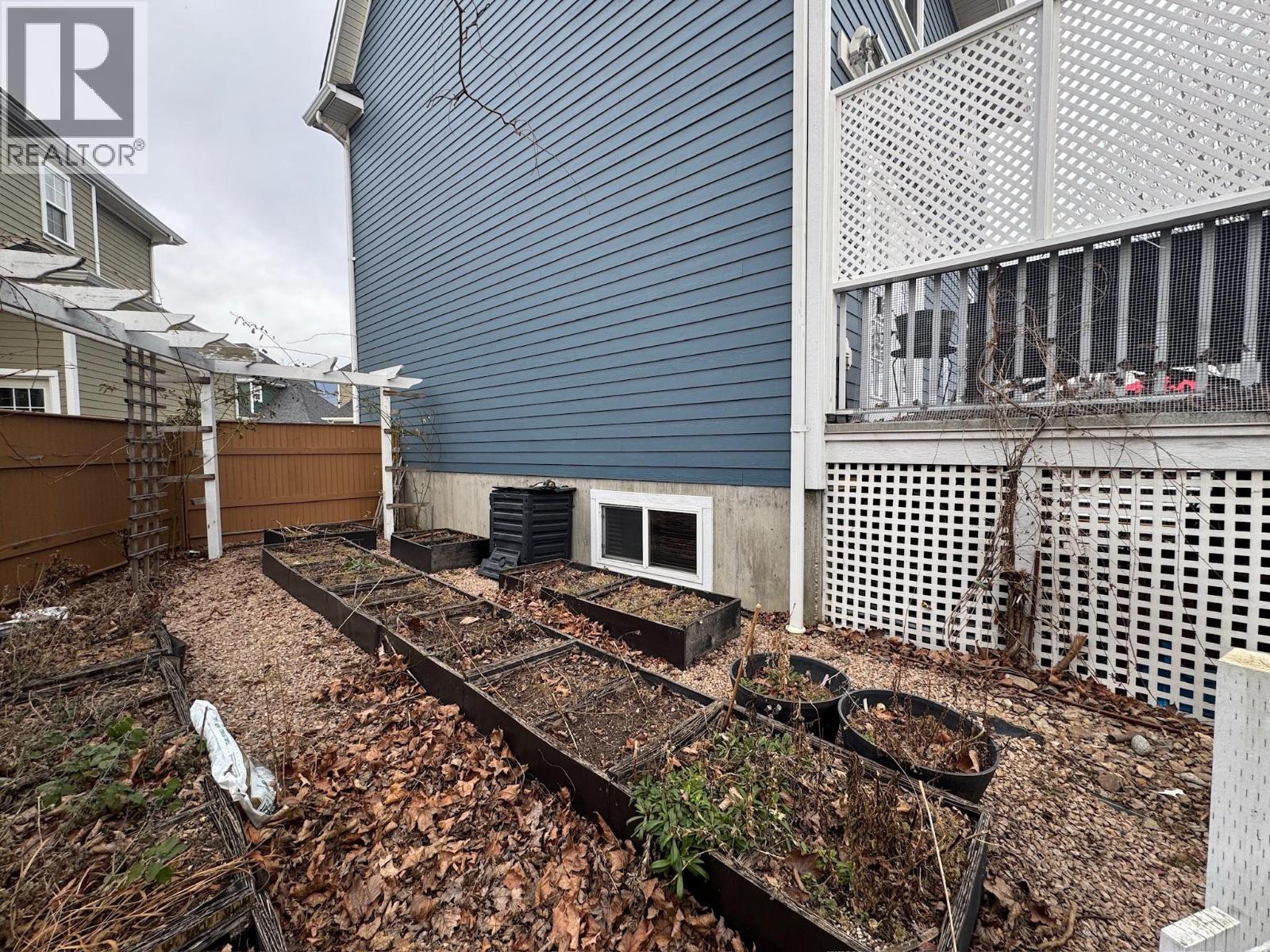 #114 340 Hastings Avenue - 66