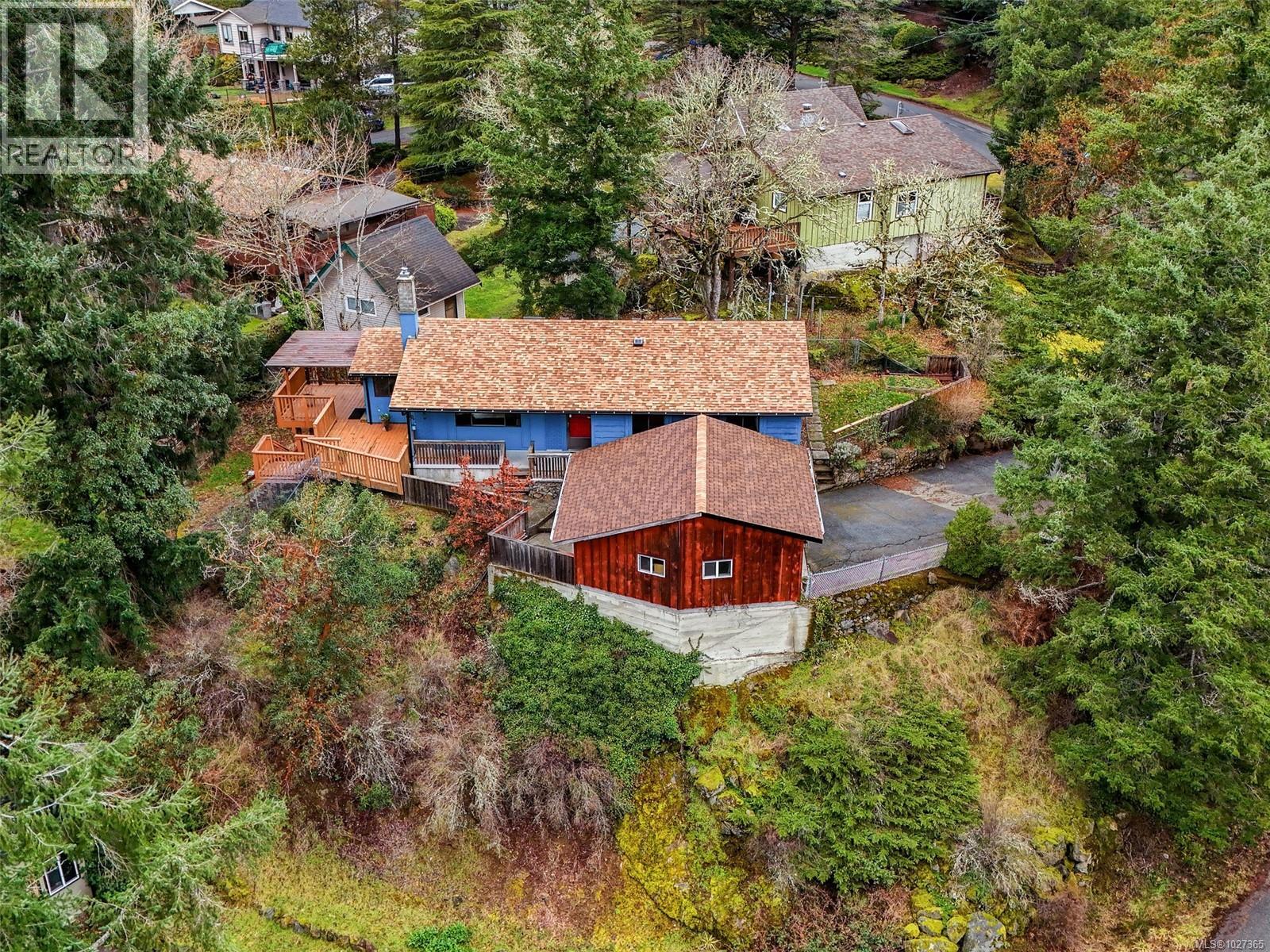  905 Gade Road, Langford