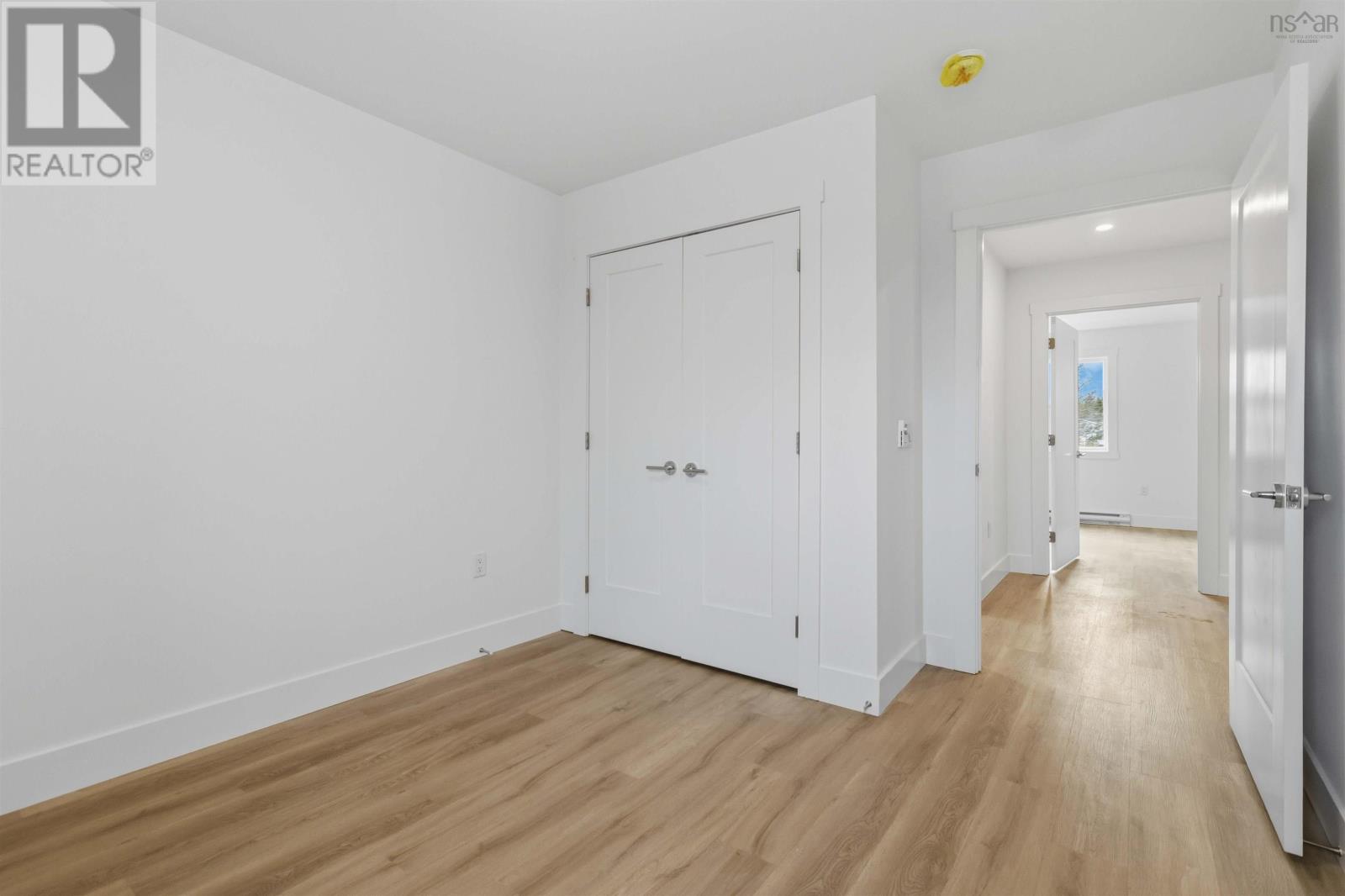 Property 24 of 45 of 6 Berm Street