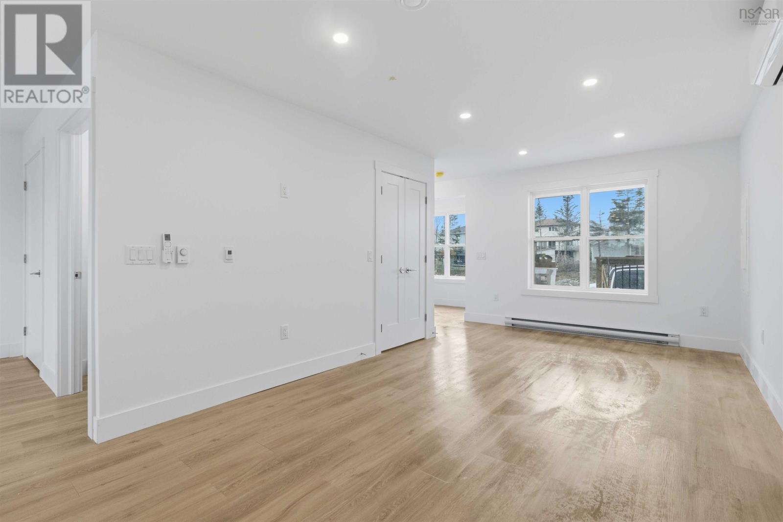 Property 3 of 46 of 4 Berm Street