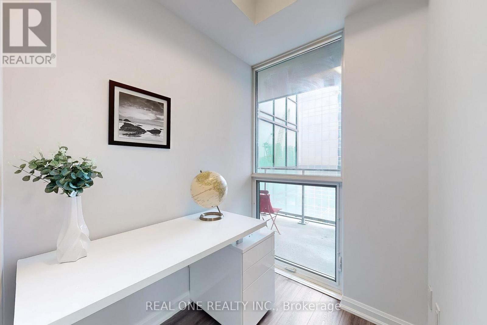 #1508 11 BOGERT AVENUE - 29