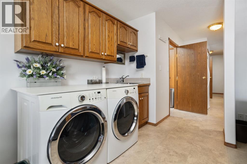 Single Family House Bungalow for Sale in   Street Victoria Park Camrose 