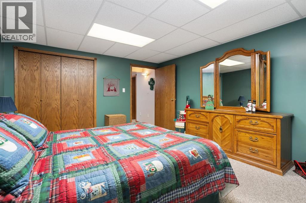 Single Family House Bungalow for Sale in   Street Victoria Park Camrose 